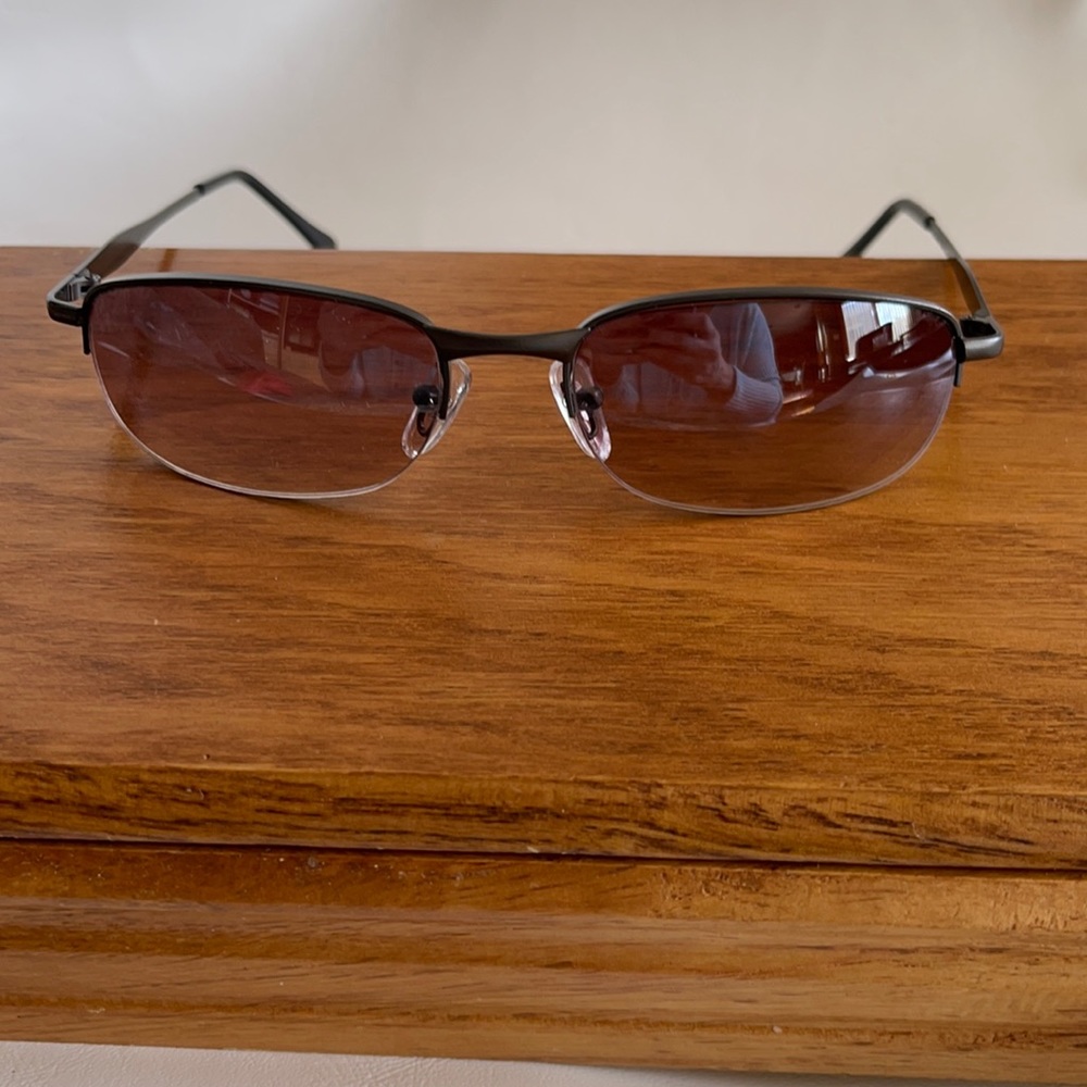 Gray gradient sunglasses